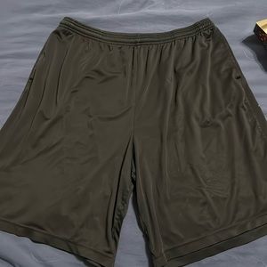 Men’s black shorts
